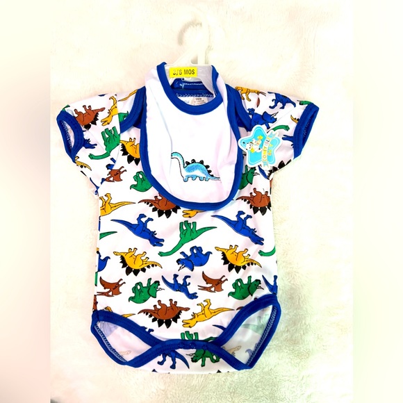 2 pieces 3-6 months baby boy - Picture 1 of 2